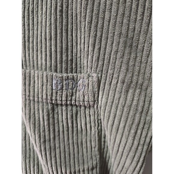 Urban Outfitters BDG Wide Wale Corduroy Shirt Mens Large Green Embroidered Logo - Picture 3 of 7